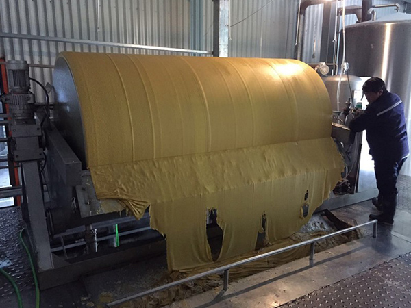 Tá tús á chur amárach. Tá tús á chur amárach.