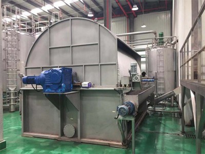 Tá tús á chur amárach.