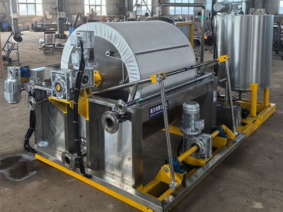 Brazzers físeán catagóir Inexperienced, Déagóirí, Seapáinis, Aziatochki, Téalainnis, Físeán HD ar a dtugtar Téalainnis Cailín Kim watch gan chlárú sa HD